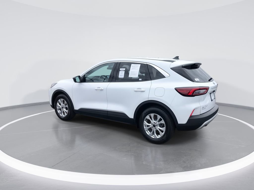 Used 2023 Ford Escape Active FWD image 6