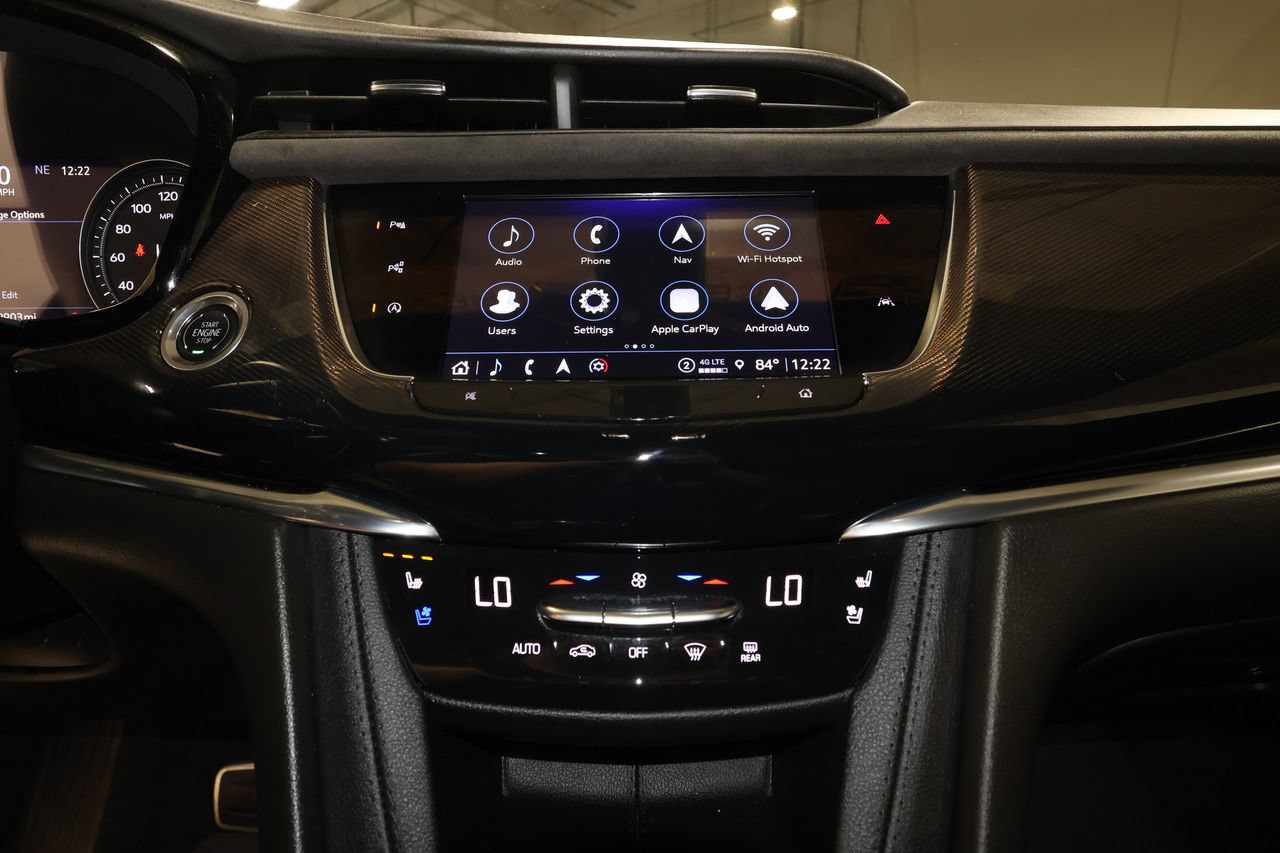Used 2024 Cadillac XT6 Sport w/ Platinum Package AWD/4WD image 17