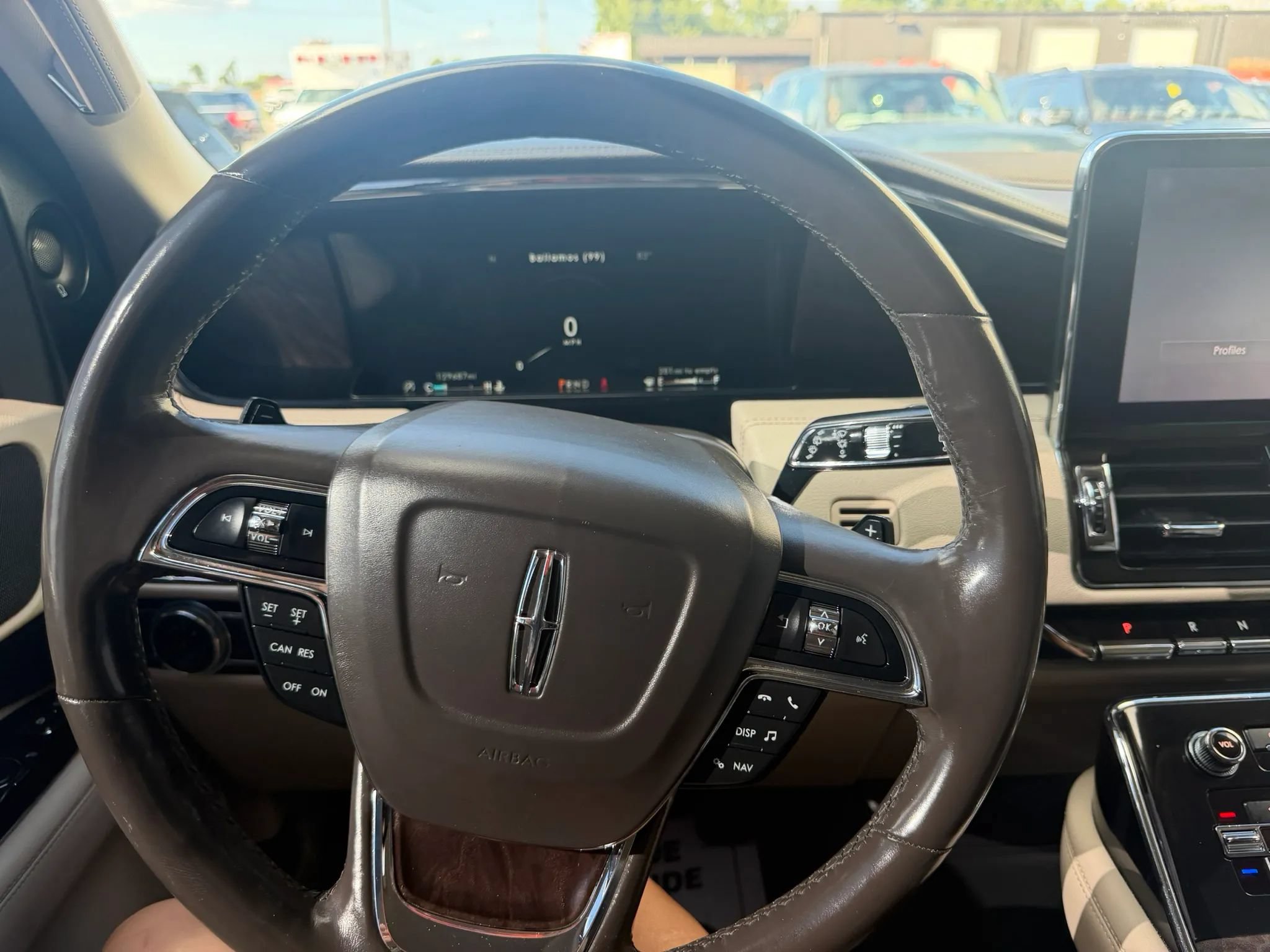 Used 2018 Lincoln Navigator L Select w/ Cargo Package AWD/4WD image 15