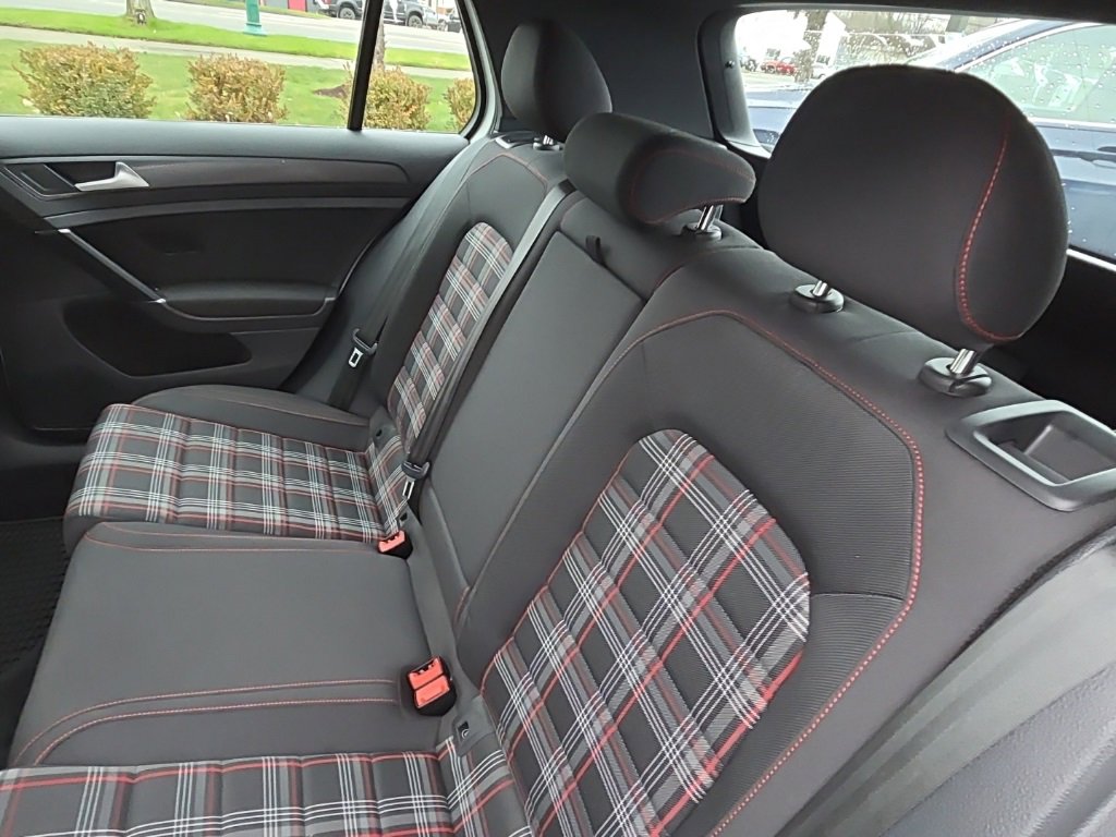 Used 2021 Volkswagen GTI S image 6