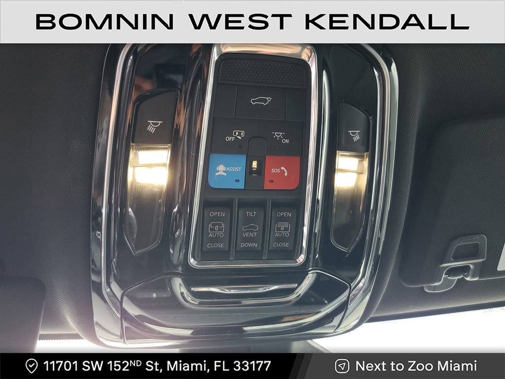 Used 2023 Jeep Grand Cherokee Overland image 25