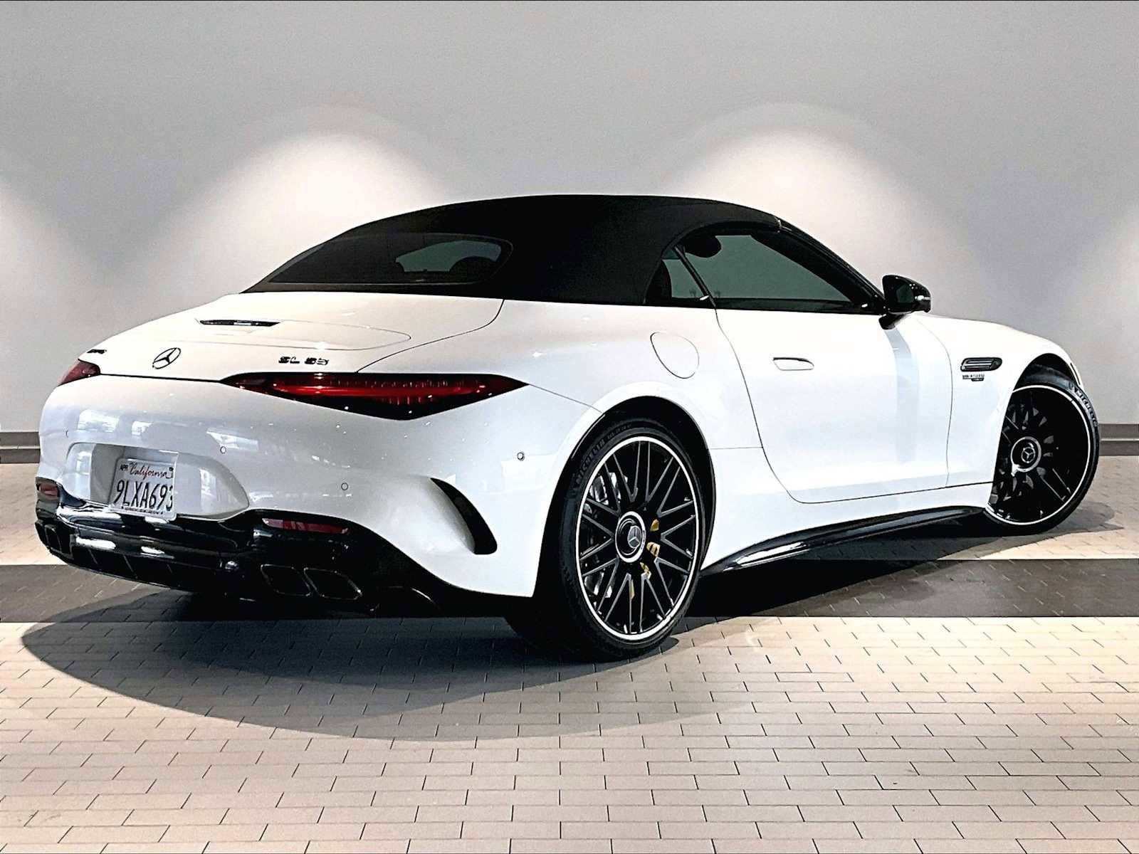 Used 2023 Mercedes-Benz SL 55 AMG 4MATIC image 10