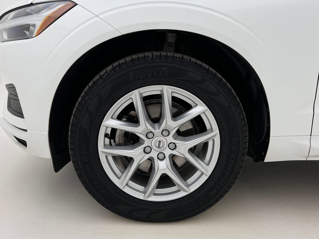 Used 2020 Volvo XC60 T5 Momentum image 26