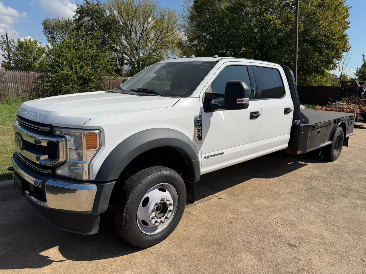 Used 2022 Ford F550 4x4 Crew Cab Super Duty w/ XLT Value Package image 1