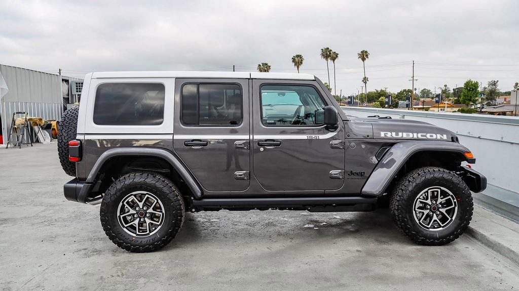 New 2026 Jeep Wrangler Unlimited Rubicon w/ Whitecap Package AWD/4WD image 13