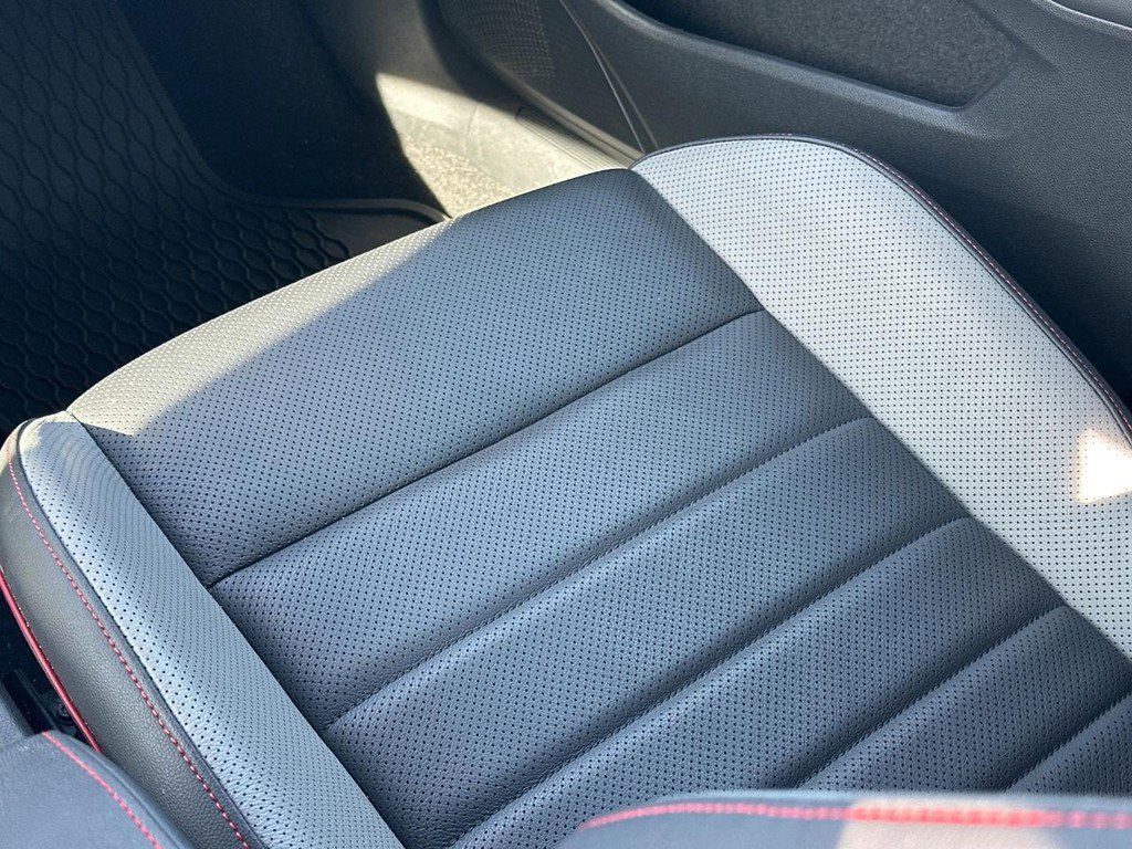 Used 2024 Volkswagen GTI Autobahn w/ MDO Package image 17