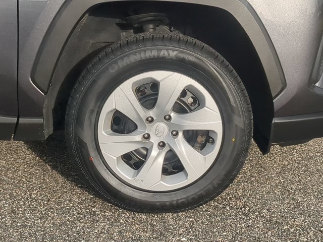 Certified 2023 Toyota RAV4 LE FWD image 11