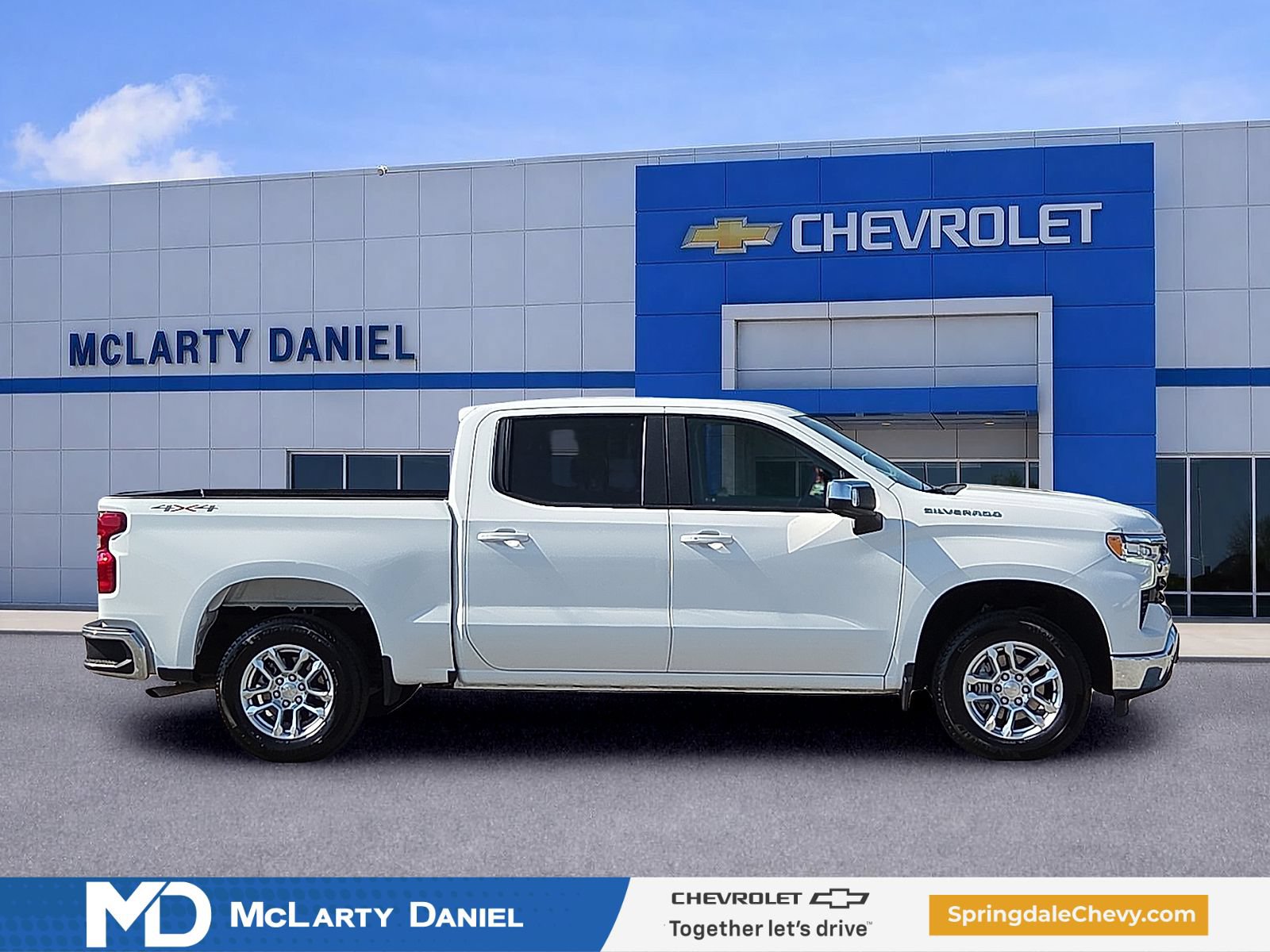 Used 2025 Chevrolet Silverado 1500 LT w/ Safety Package AWD/4WD image 6