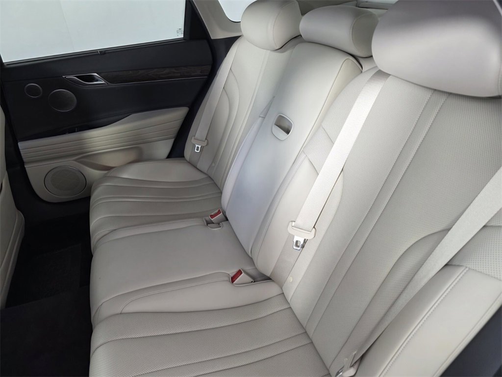 Used 2021 Genesis G80 2.5T w/ Advanced Package image 16