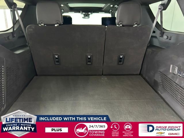 Used 2025 GMC Yukon XL AT4 Ultimate w/ LPO, Floor Liner Package image 33
