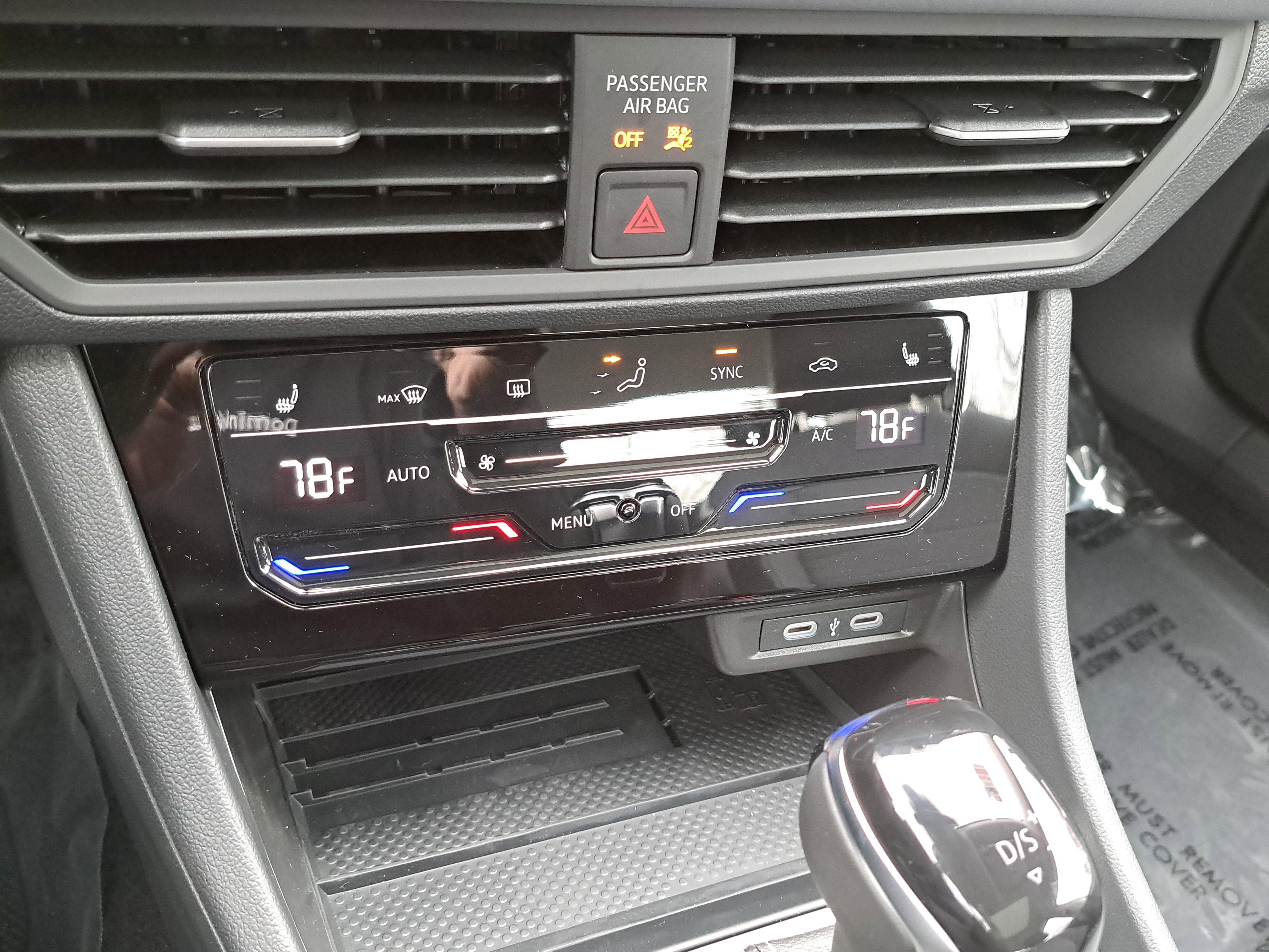 New 2026 Volkswagen Jetta SE FWD image 20