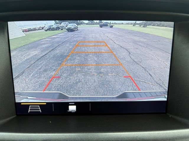 Used 2022 GMC Canyon AT4 w/ Trailering Package AWD/4WD image 4