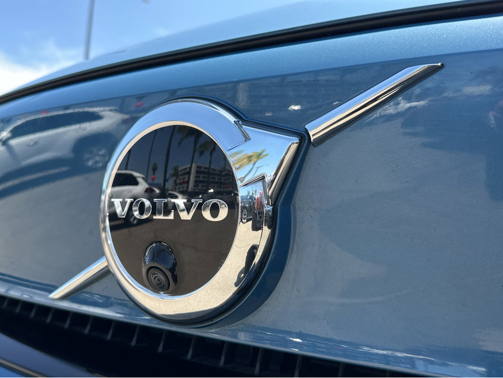Used 2023 Volvo XC40 Recharge Plus image 43