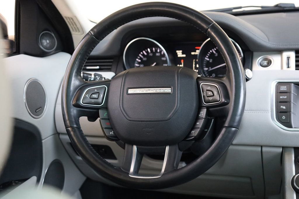 Used 2015 Land Rover Range Rover Evoque Pure Plus image 27