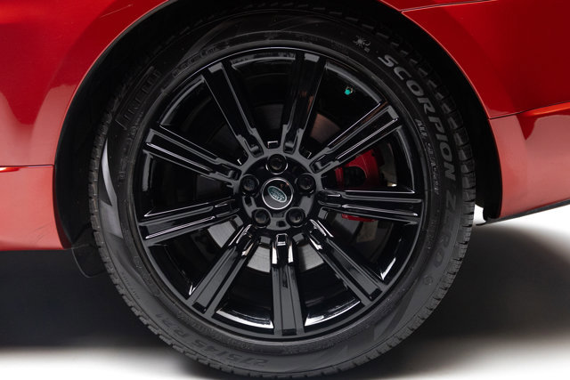 Used 2020 Land Rover Range Rover Sport HST image 32