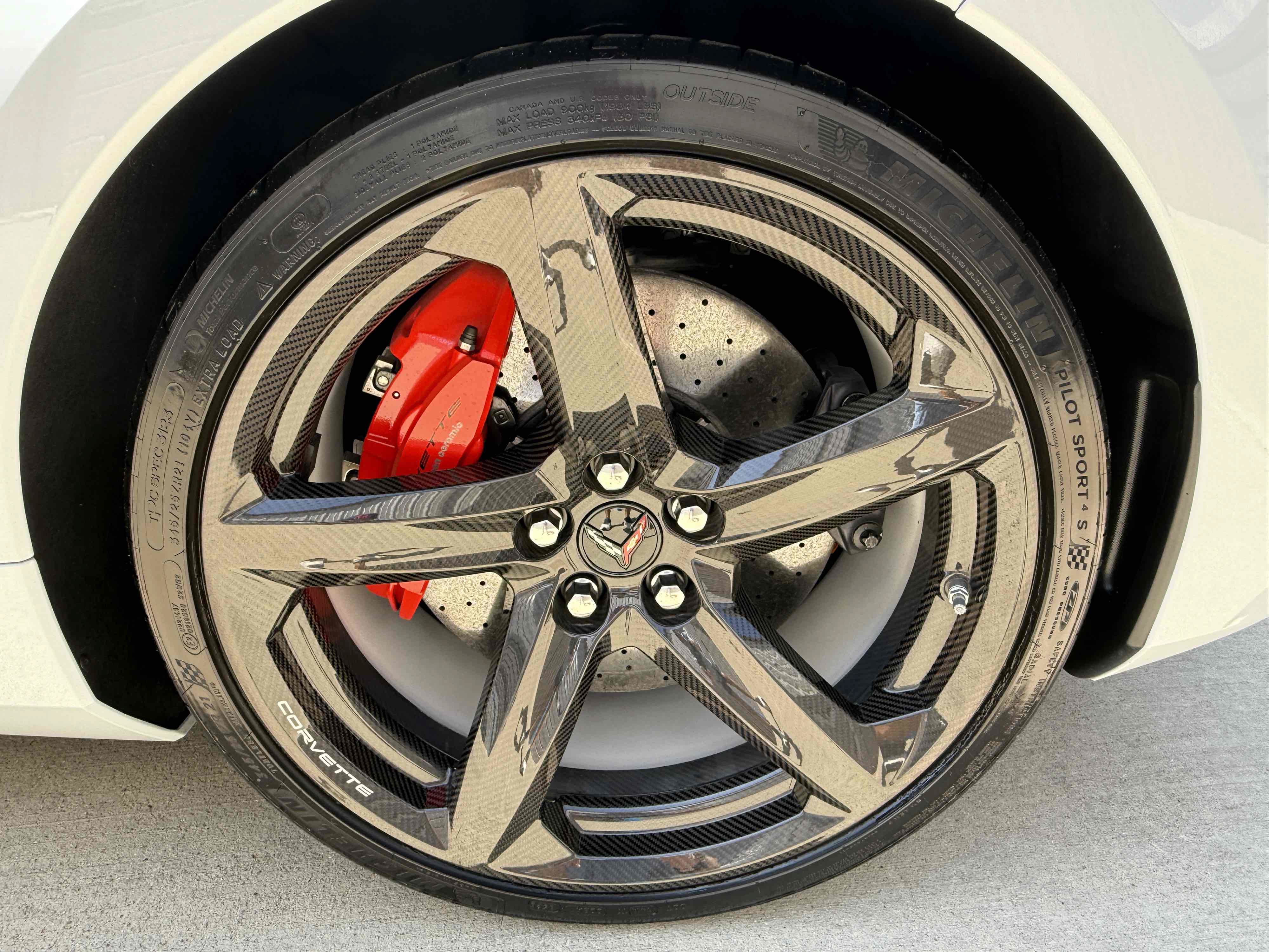Used 2023 Chevrolet Corvette Z06 Coupe w/ 3LZ w/ Engine Appearance Package RWD image 13