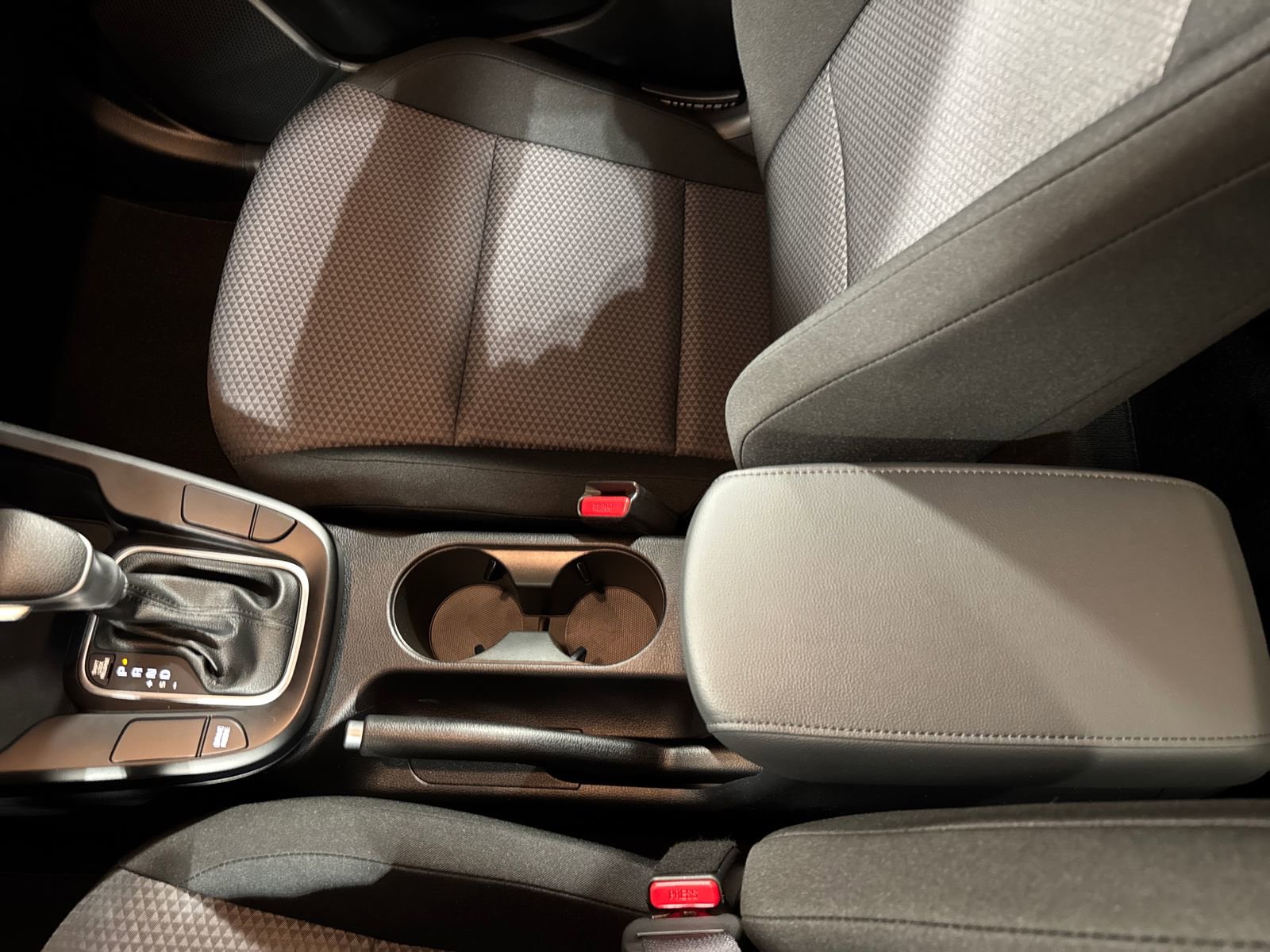 Certified 2023 Kia Soul LX FWD image 25