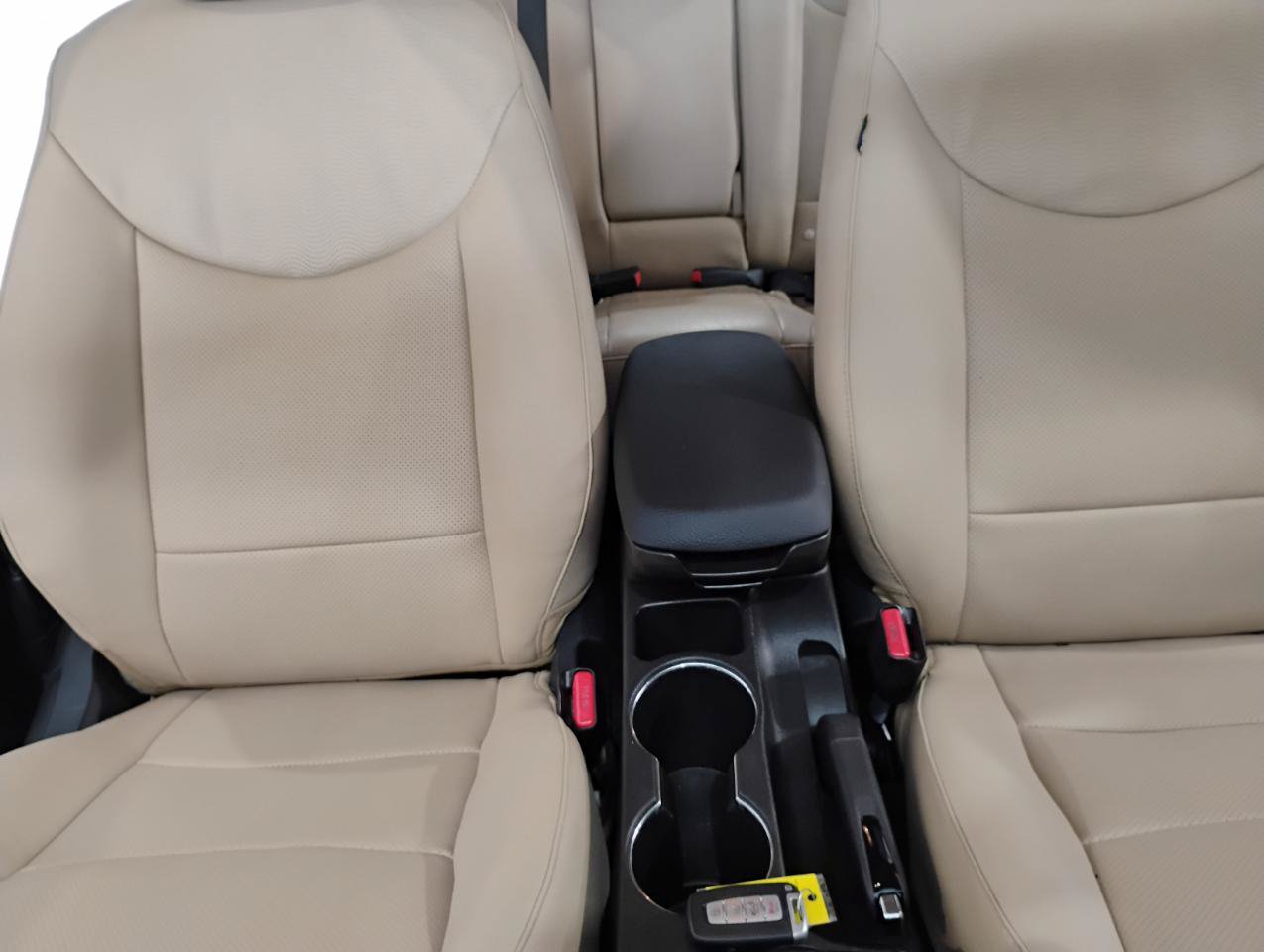 Used 2013 Hyundai Elantra Limited w/ Technology Pkg FWD image 46