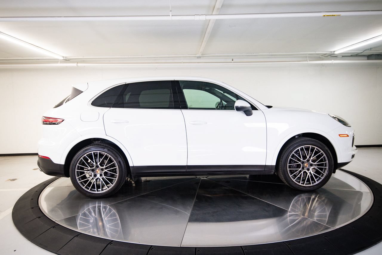 Certified 2023 Porsche Cayenne AWD/4WD image 8