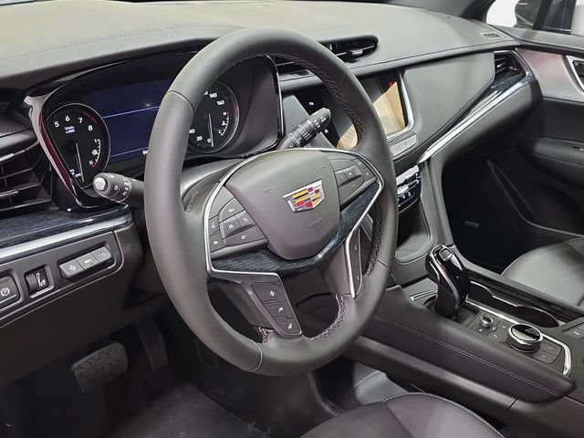 New 2026 Cadillac XT5 Premium Luxury w/ LPO, ONYX Package FWD image 12