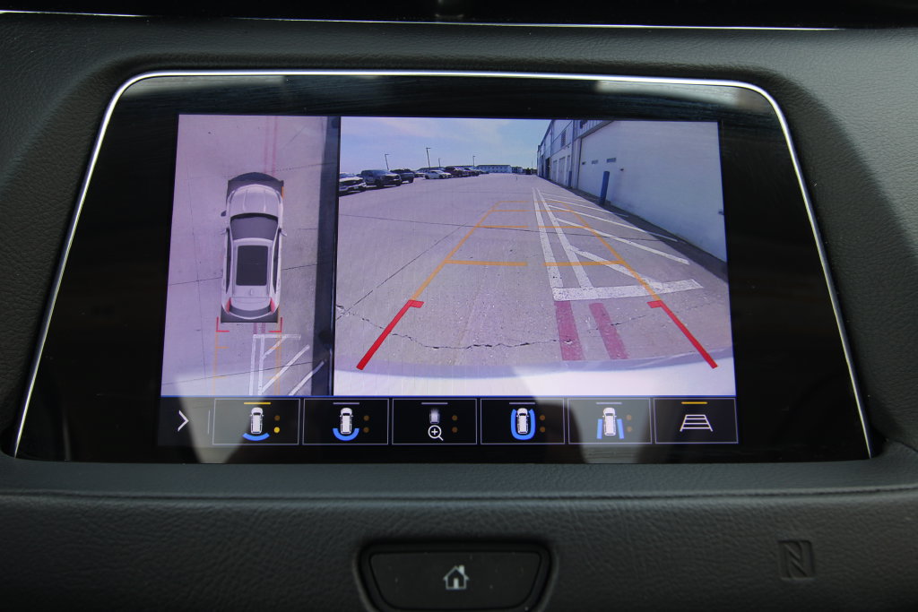 Used 2019 Cadillac XT4 Premium Luxury AWD/4WD image 13