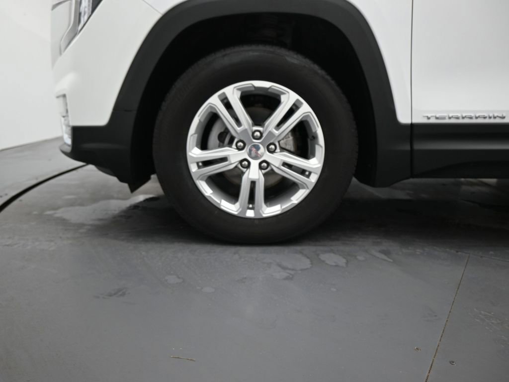 Certified 2024 GMC Terrain SLE image 8
