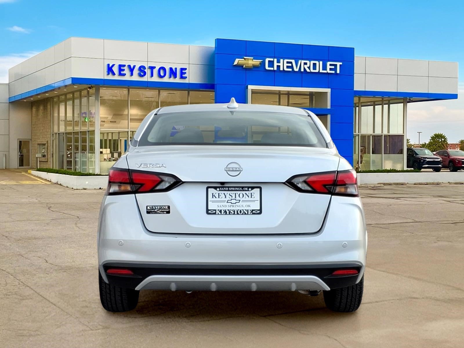 Used 2025 Nissan Versa SV FWD image 6