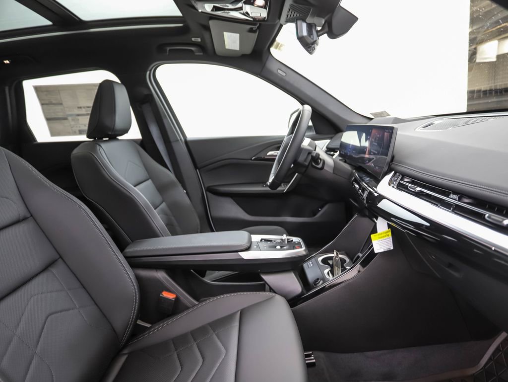 Certified 2025 BMW X1 xDrive28i w/ Premium Package image 31