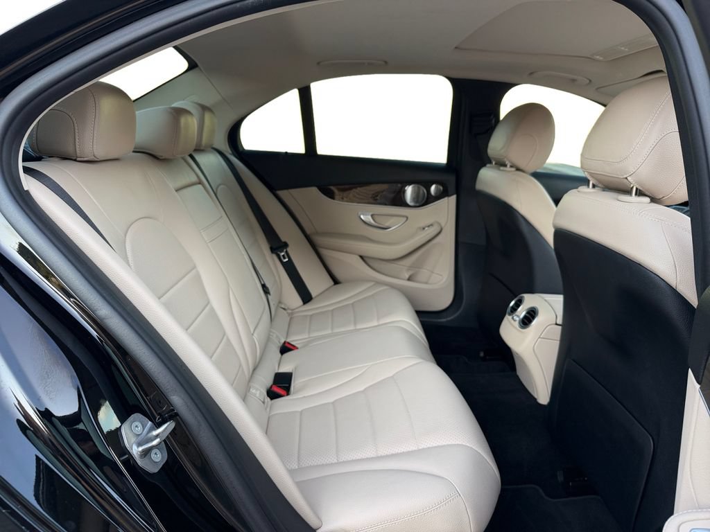 Used 2020 Mercedes-Benz C 300 Sedan w/ Premium Package image 20
