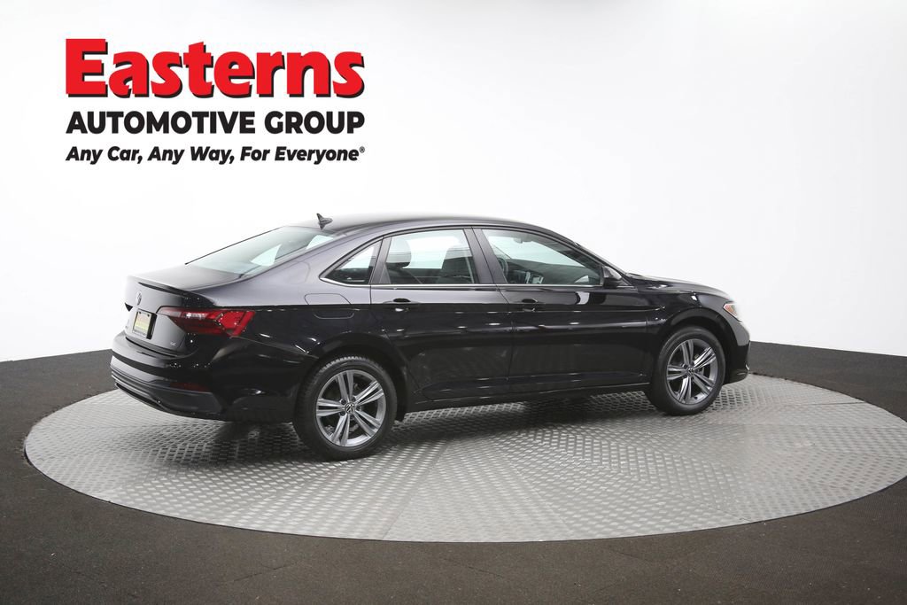 Used 2024 Volkswagen Jetta SE FWD image 41
