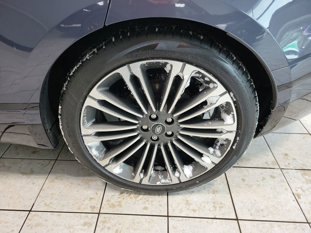 Used 2024 Land Rover Range Rover Velar Dynamic HSE image 46