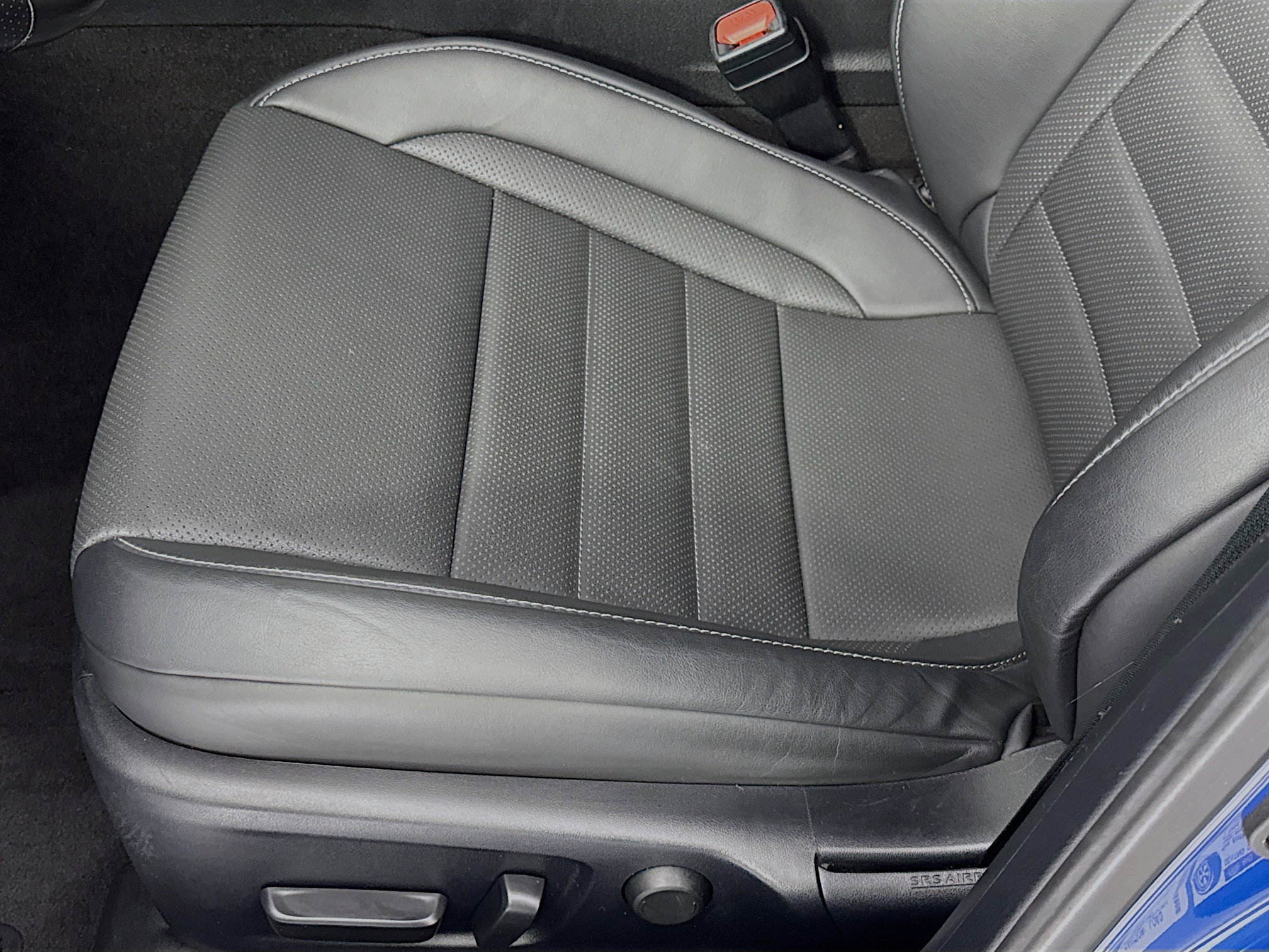 Used 2021 Lexus IS 350 F Sport w/ Dynamic Handling Package image 19