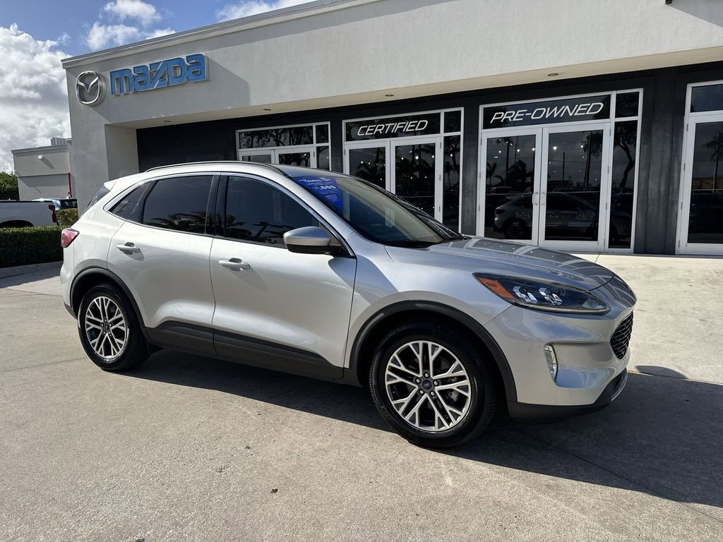 Used 2020 Ford Escape SEL image 7