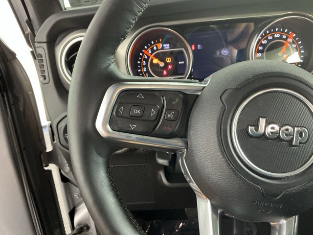 Used 2019 Jeep Wrangler Unlimited Sahara AWD/4WD image 27