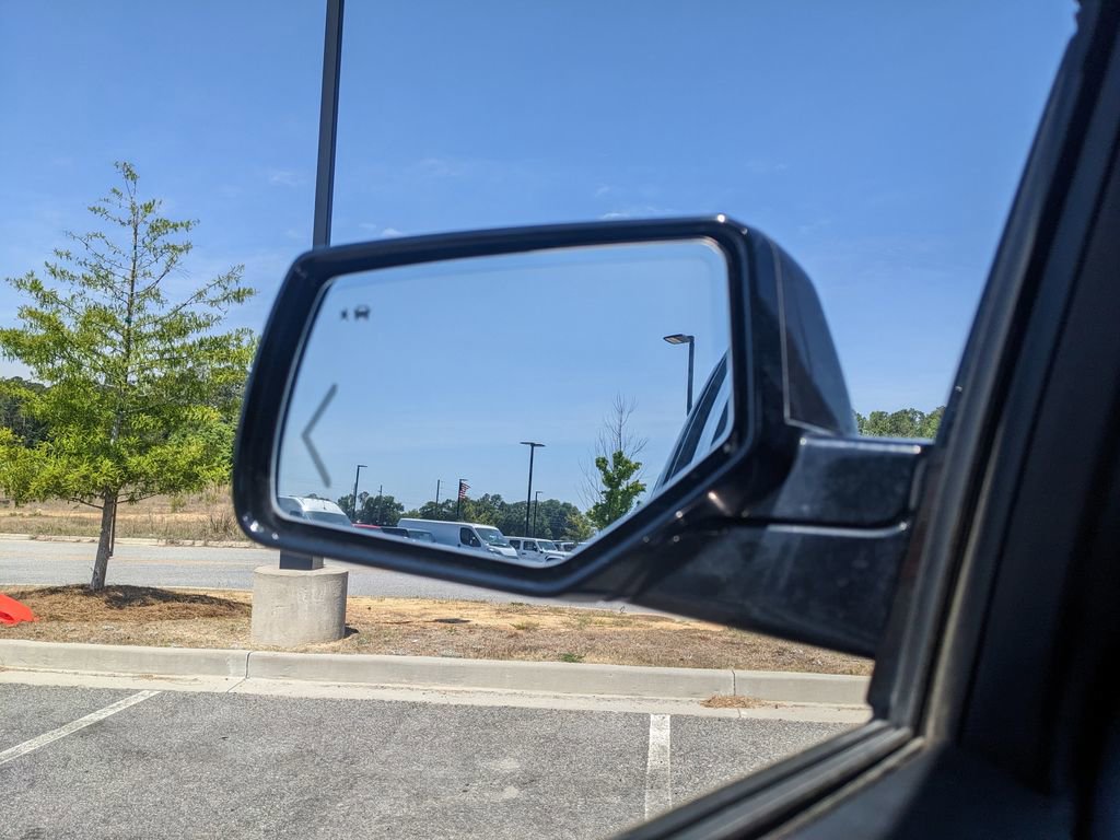 Used 2019 GMC Yukon SLT w/ Open Road Package RWD image 17