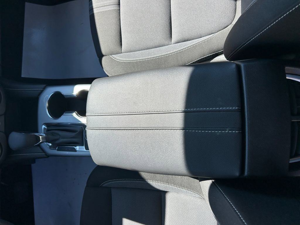 Used 2025 Chevrolet Blazer LT image 24