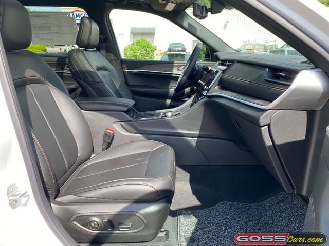 New 2026 Jeep Grand Cherokee L Limited AWD/4WD image 6
