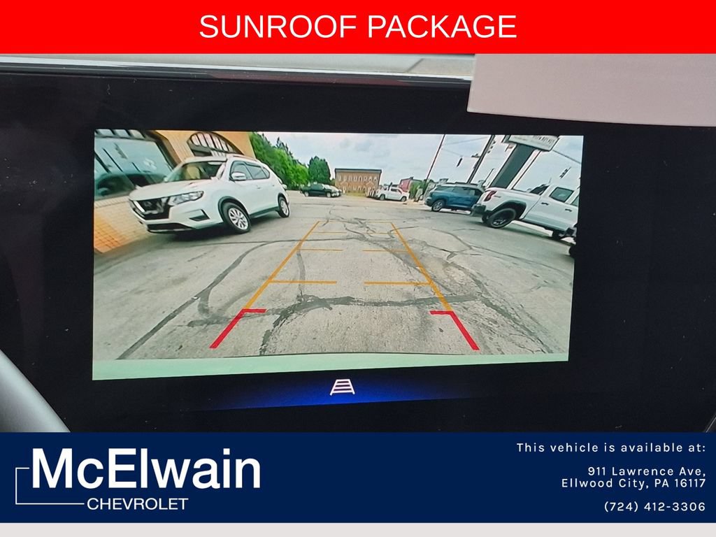 Used 2024 Chevrolet Trax ACTIV w/ Sunroof Package FWD image 24