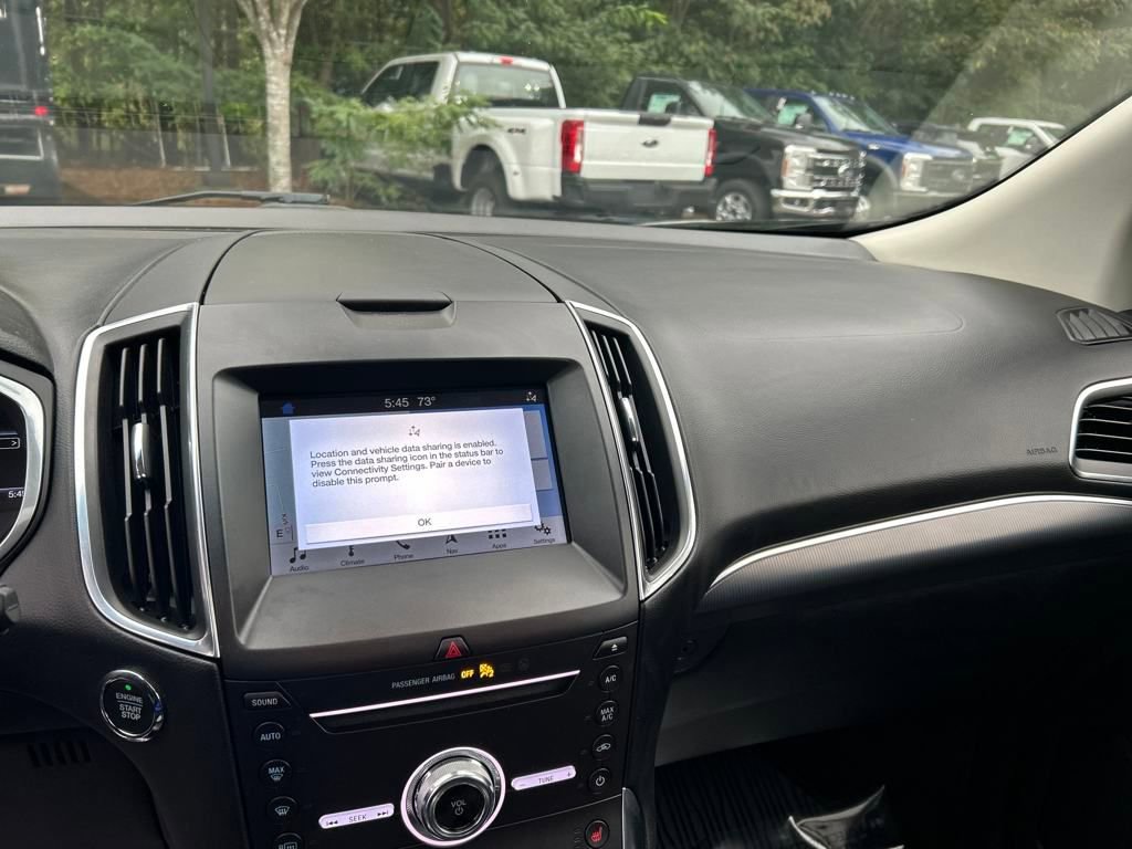 Used 2019 Ford Edge Titanium w/ Cold Weather Package image 6