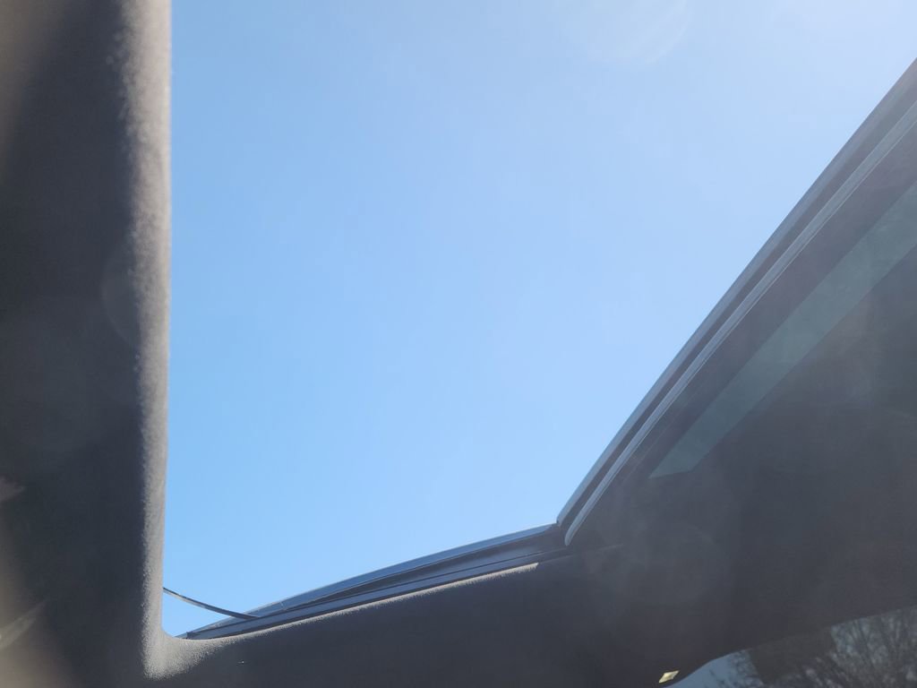 Used 2023 Chrysler Pacifica Pinnacle image 26