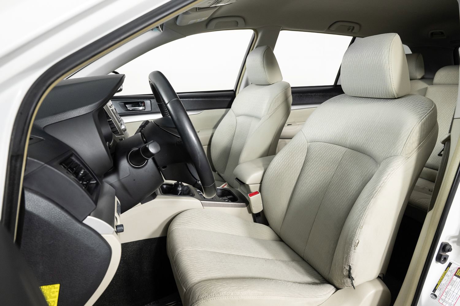 Used 2012 Subaru Outback 2.5i Premium w/ All-Weather Pkg image 16