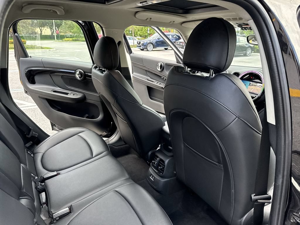 Used 2022 MINI Cooper Countryman S w/ Premium Package FWD image 33