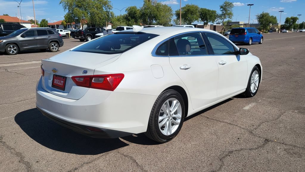 Used 2016 Chevrolet Malibu Hybrid w/ Leather Package FWD image 11