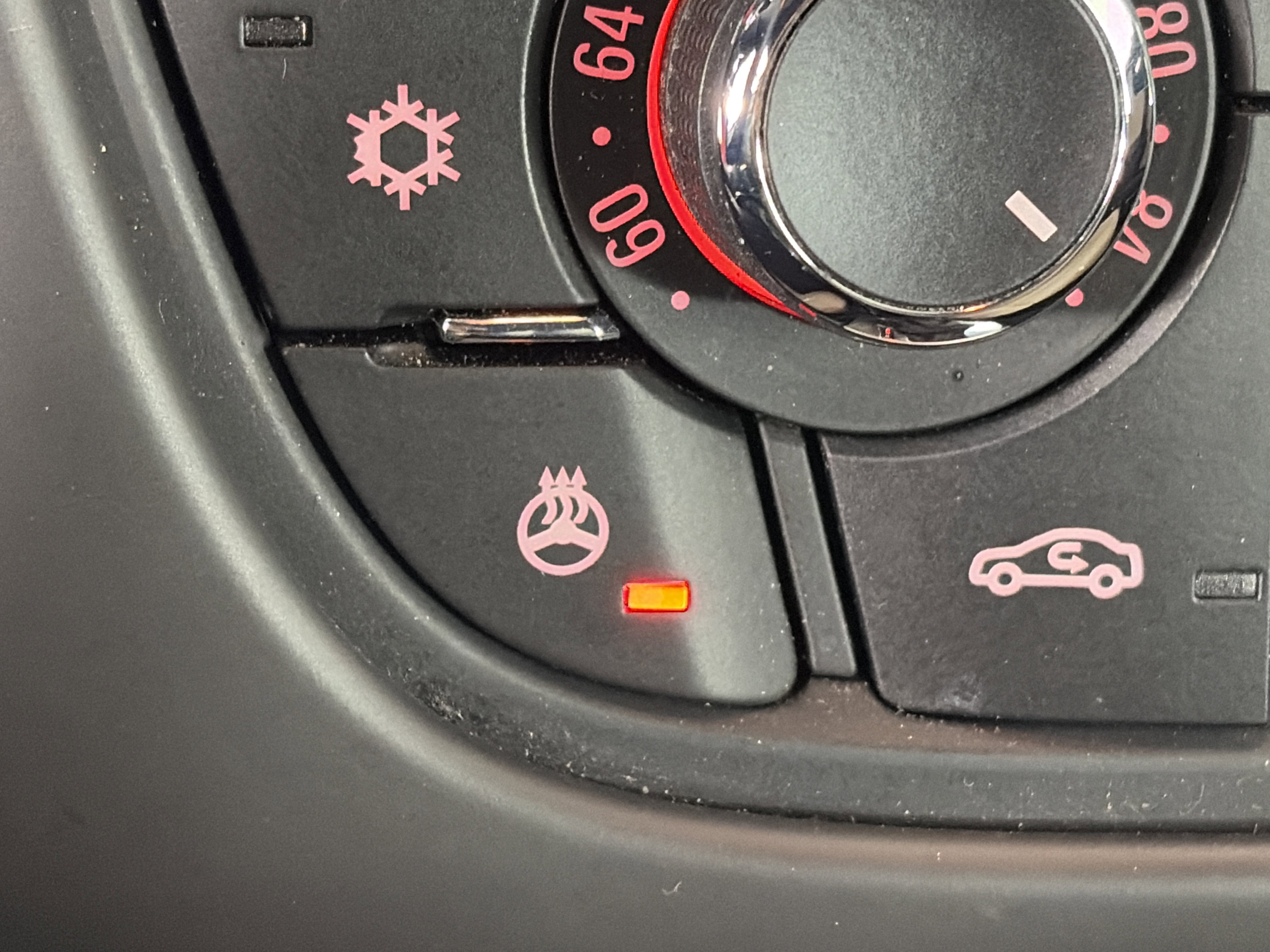 Used 2018 Buick Cascada Premium image 22