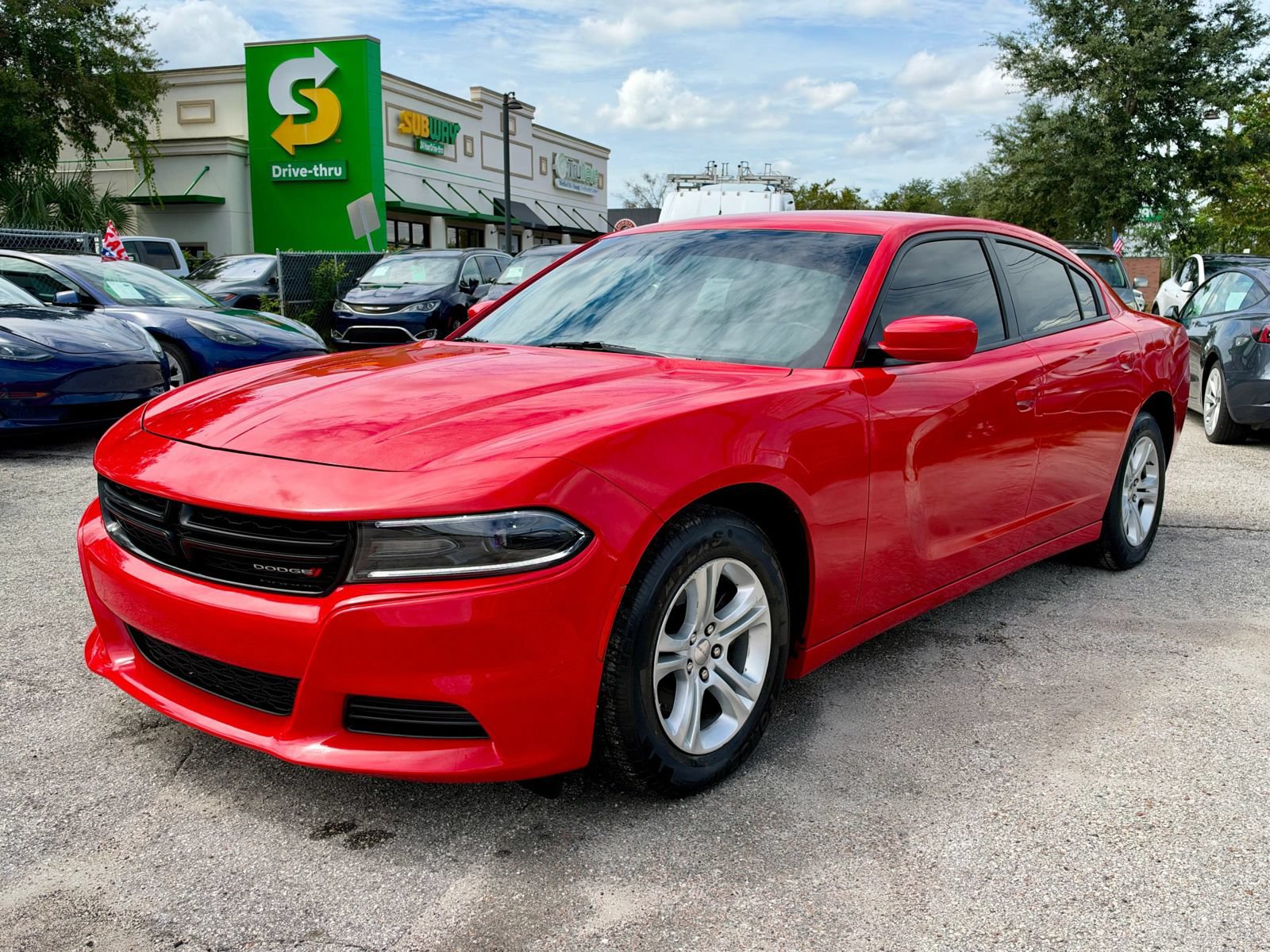 Used 2022 Dodge Charger SXT RWD image 1