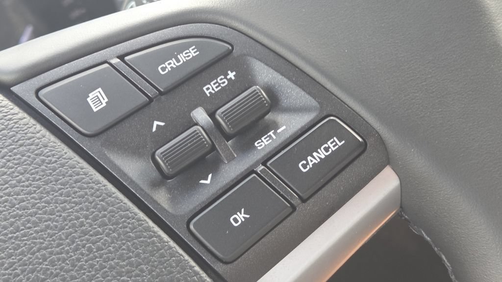 Used 2020 Hyundai Tucson Limited w/ Cargo Package AWD/4WD image 29