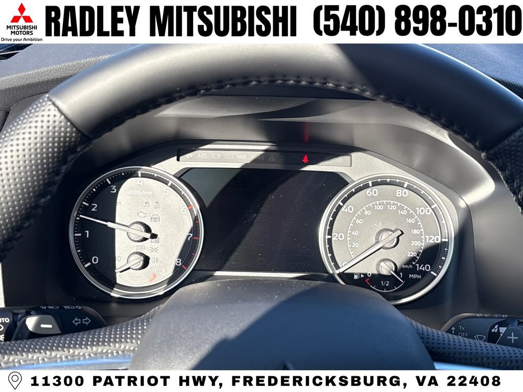 New 2026 Mitsubishi Outlander SE AWD/4WD image 13