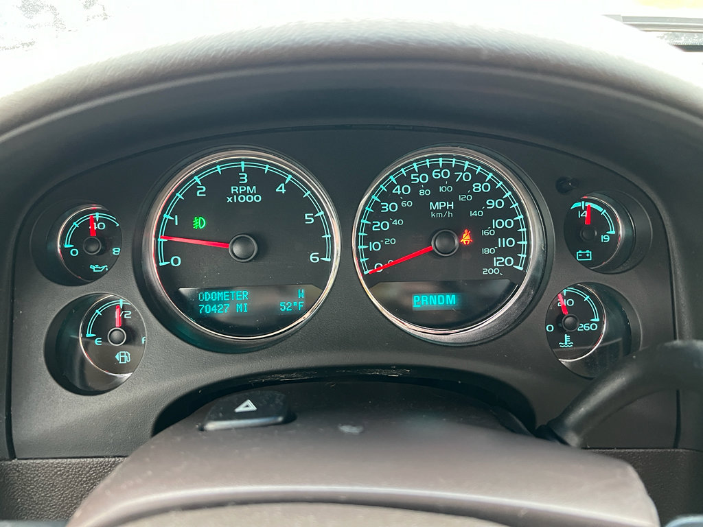 Used 2011 GMC Yukon Denali image 30