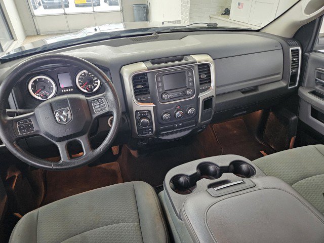 Used 2015 RAM 1500 Classic SLT AWD/4WD image 18