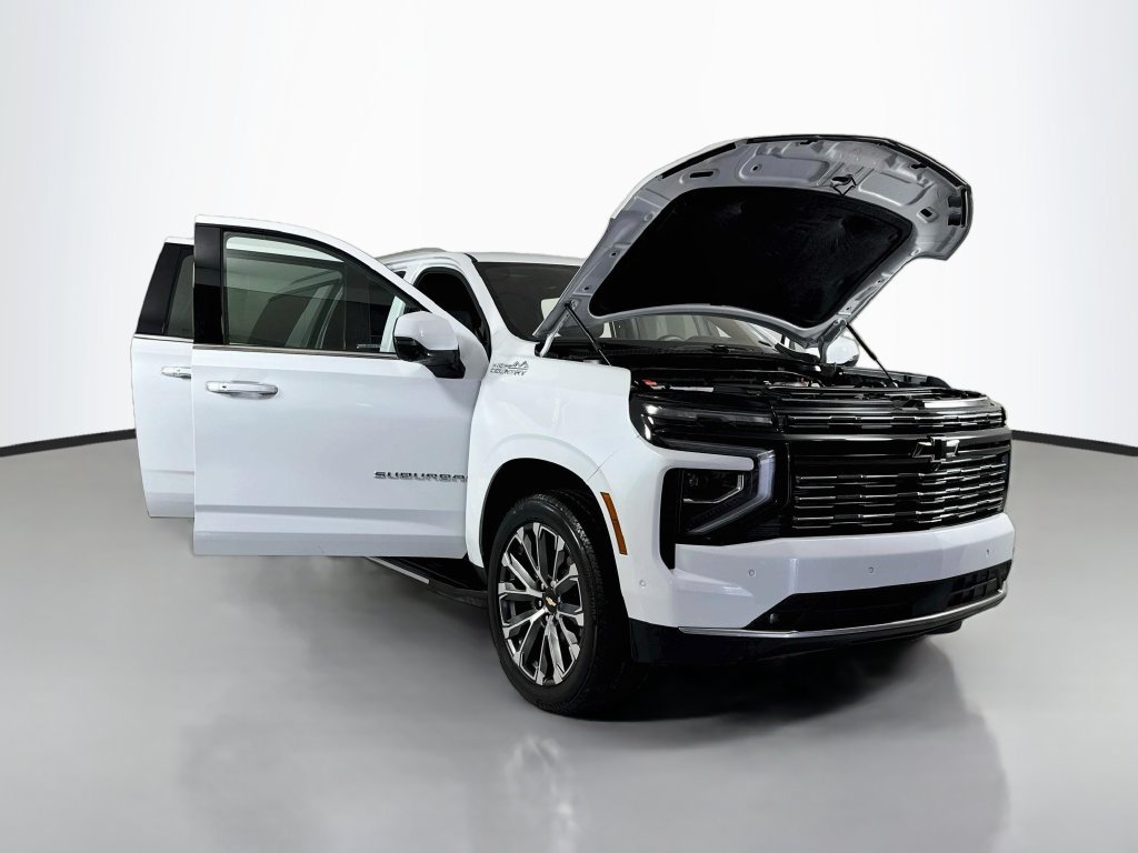 Used 2026 Chevrolet Suburban High Country w/ Sun And Tow Package AWD/4WD image 28